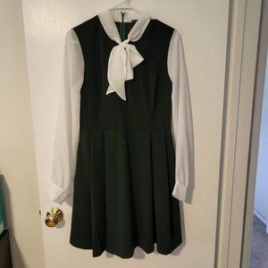 Green Long Sleeve Schoolgirl Dress - Large
